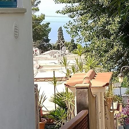 ホテル Nuida Casa Vacanze カプリ エクステリア 写真